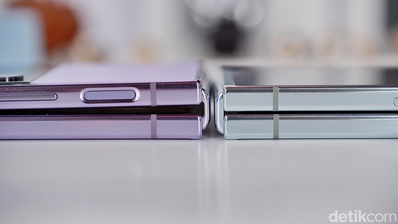 Perbandingan Galaxy Z Flip 5