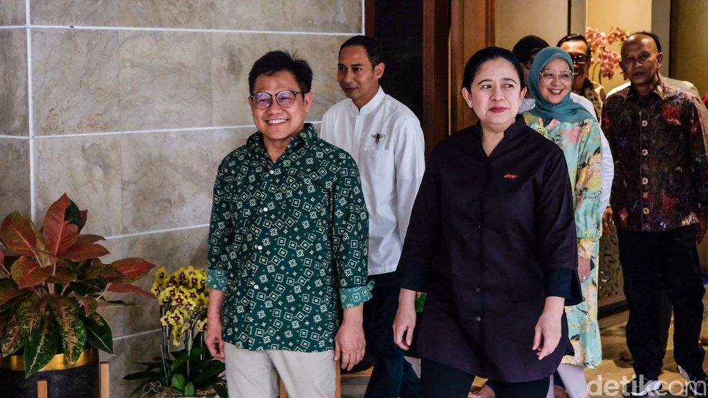 Ketum PKB Muhaimin Iskandar (Cak Imin) menjamu Ketua DPP PDIP Puan Maharani. Pertemuan dua petinggi parpol ini masih sebatas pendekatan dan belum menentukan sikap berkoalisi di Pilpres 2024, Kamis (27/7/2023).