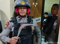 Bawa Celurit Saat Nongkrong, Pelajar Cianjur Diringkus Aparat