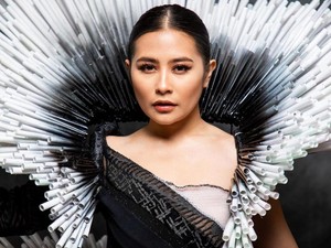 Prilly Latuconsina Beberkan Rentetan Pekerjaannya yang Bikin Bingung Fans