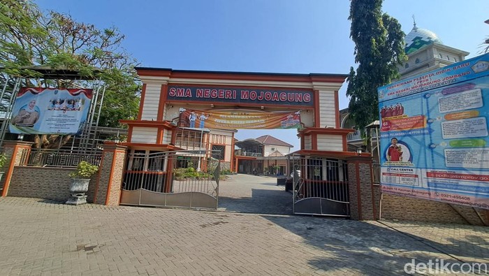Sumbangan SMAN Jombang