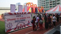 HOPE Academy yang bernaung dibawah Yayasan Pendidikan Pelita Harapan (YPPH) menggelar acara HOPE Academy Visit the School Day untuk membuat anak-anak lebih semangat memulai tahun ajaran baru dan diharapkan lulusan dari HOPE Academy bukan saja berpengetahuan dan berkarakter baik, tetapi memiliki pola pikir kritis, terbuka dan berani mengambil resiko di masa depan.