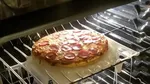 10 Momen Masak Nyeleneh, Gosong hingga Tak Sesuai Cetakan