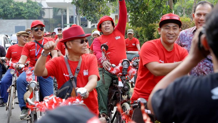 Guna mendorong UMKM naik kelas, Kolaborasi Teh Pucuk Harum dan Bakul Sarinah menghadirkan Festival kuliner di halaman parkir belakang Sarinah Thamrin.