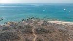 Foto Udara Pulau Wisata di Yunani, Hangus Dilalap Api