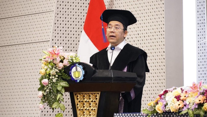 Guru besar Departemen Teknik Informatika Institut Teknologi Sepuluh Nopember (ITS), Prof Daniel Oranova Siahaan SKom MSc PD Eng