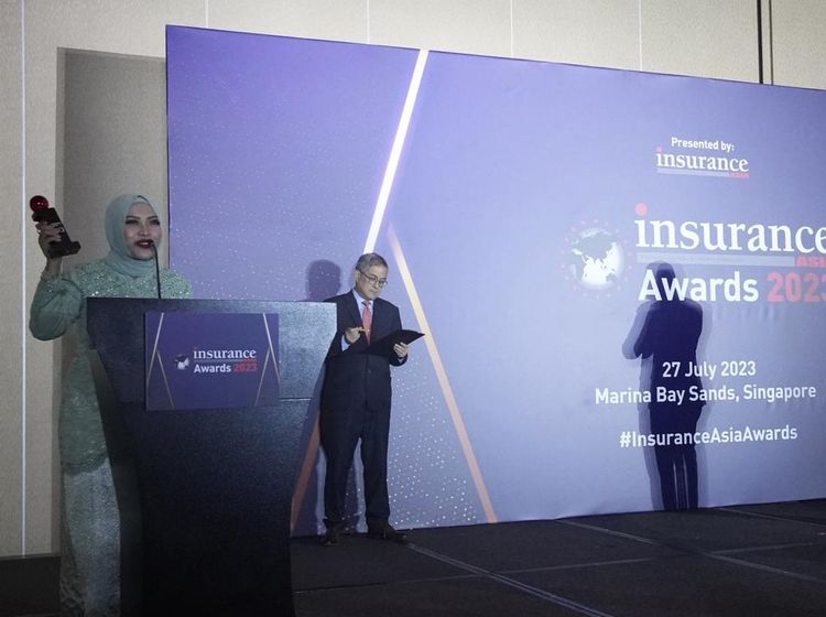 Ini Peraih Penghargaan Insurance Asia Award 2023