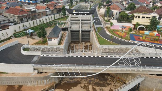Intip Progres Terkini Proyek Sodetan Ciliwung