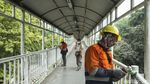 JPO Halte TransJakarta Benhil Dicat Ulang Biar Lebih Kinclong