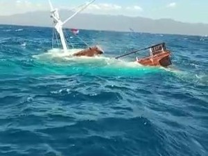 Bukan Lompat ke Air, Ini yang Harus Dilakukan Ketika Kapal Tenggelam