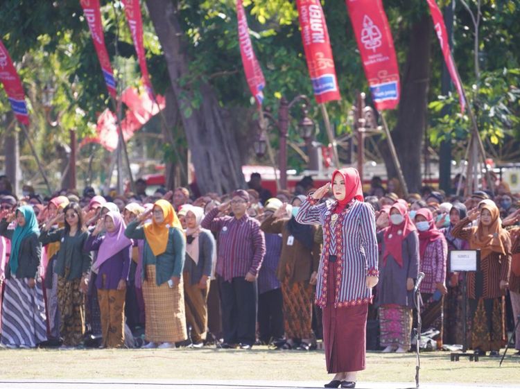 Kental Adat Jawa, Upacara HUT Klaten Ke-219 Dimeriahkan Fragmen Teatrikal