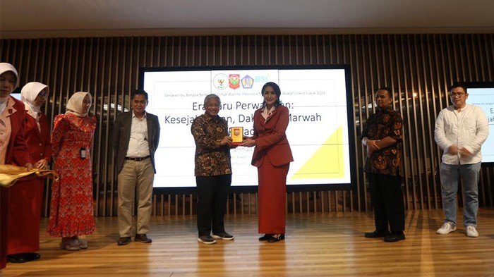 Kowani Gelar Talkshow Era Baru Perwakafan Kowani menggelar talkshow bertema