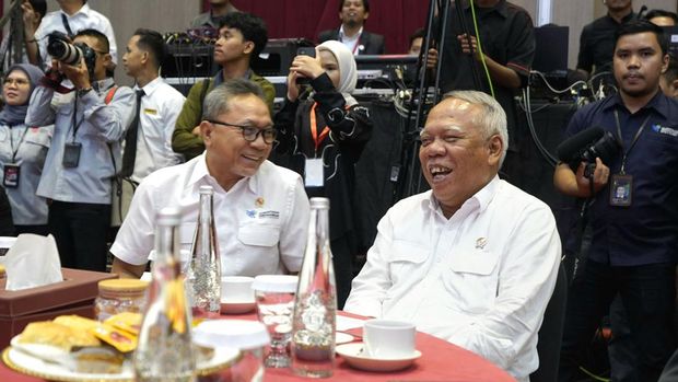Menteri Perdagangan Zulkifli Hasan (Zulhas) menghadiri Kongres Arsitek ke-4 ASEAN yang diselenggarakan Ikatan Arsitektur  Indonesia, Kamis  (27/7) di Makassar.