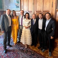 Michelle Yeoh dan Jean Todt meresmikan hubungan sebagai suami-istri di Jenewa, Swiss, pada Kamis (27/7/2023). Foto: Instagram/@michelleyeoh_official