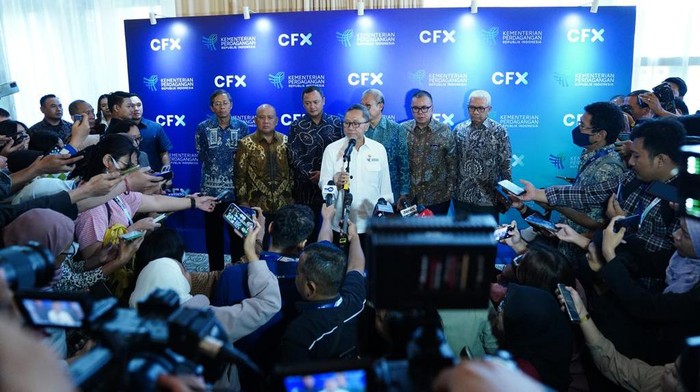 Momen Mendag Resmikan Bursa Kripto Indonesia