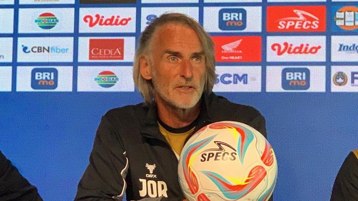 Pelatih Dewa United Jan Olde Riekerink, Jumat (28/7/2023) di Gianyar.