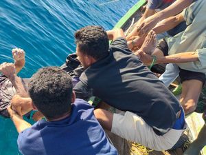 Nelayan Ditemukan Tewas Telungkup di Dasar Laut, Tangan Terlilit Tali Senar