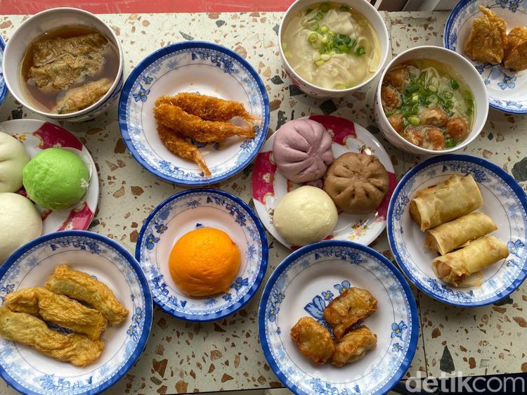 Ada 50 Dimsum Enak yang Bisa Dimakan Sepuasnya di Resto Ini