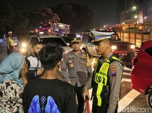 Razia Malam di Surabaya, Ada Pengendara Kabur Bawa Narkoba