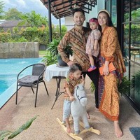 Whulandary Herman kini tinggal di Malaysia bersama suaminya. Ini potret rumah sang aktris dengan desain interior elegan bernuansa modern minimalis. Foto: Instagram