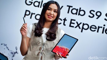 Harga Galaxy Tab S9 8/128 GB Rp 13.999.000. Sementara harga Galaxy Tab S9 12/256 GB Rp 15.999.000, Foto: Adi Fida Rahman/detikINET