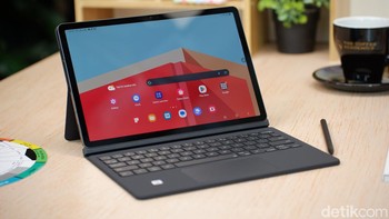 Harga Galaxy Tab S9 Plus 12/256 GB Rp 16.999.000. Sedangkan Galaxy Tab S9 Plus 12/512 GB Rp 18.999.000 Foto: Adi Fida Rahman/detikINET