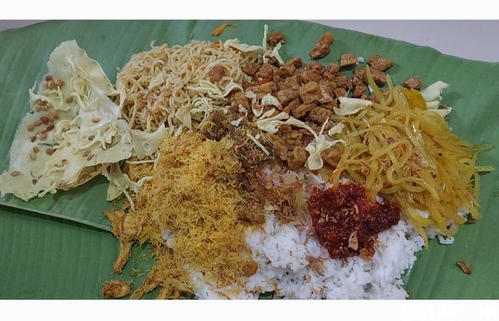 Sego Srondeng Ndeso yang lagi ngehits di Bojonegoro