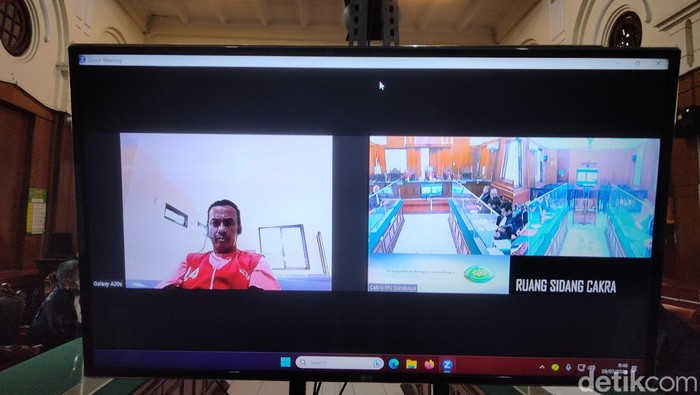 Sidang eksepsi Samanhudi di PN Surabaya