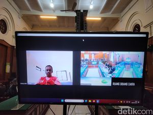 Sidang Eksepsi, Samanhudi Pertanyakan Kenapa Sidang Digelar di PN Surabaya