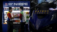 Dalam memenuhi kebutuhan pasar akan cat/pelapis yang lengkap, saat ini Nippon Paint telah menghadirkan serangkaian Nippe Series mulai dari Surface Preparation, Primer, Putty, Filler, Topcoat untuk Solid, Metallic, dan Clear.