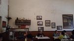 Warung Kopi Berusia Hampir 1 Abad Ini Masih Eksis di Bandung