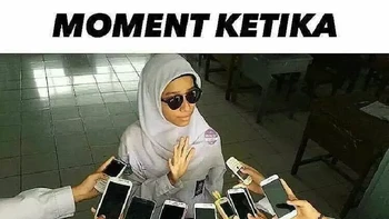 Kelas sebelah habis ulangan dadakan. Murid pintarnya pasti langsung diburu. Foto: Instagram/ketawainajaid