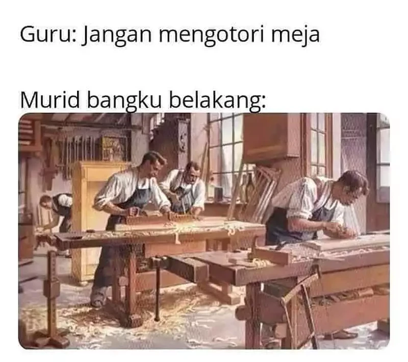 Masa sekolah adalah waktu yang paling banyak menyimpan kenangan. Nostalgia bareng yuk, lewat meme berikut.