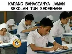 10 Meme Nostalgia Zaman Sekolah, Jadi Kangen