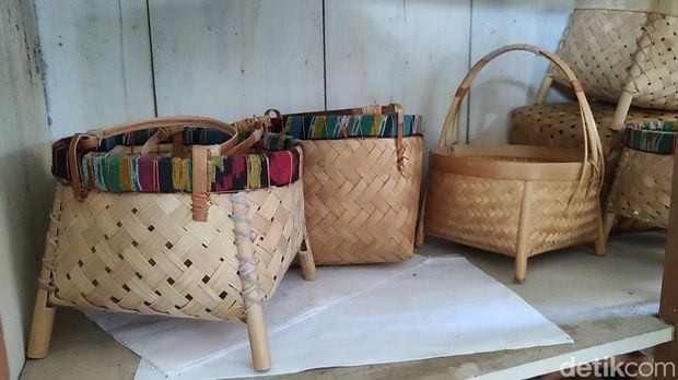 Kerajinan Anyaman bambu di Demak mampu penuhi kebutuhan pasar luar negeri.