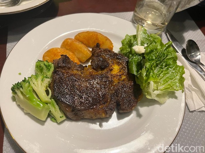 Cicip Kopi Vietnam hingga Puding Karamel Viral Buatan Pak Solihin