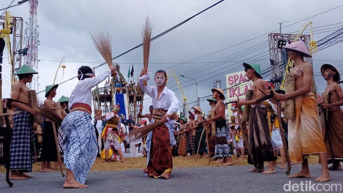 Festival Rawat Jagat di Pacitan