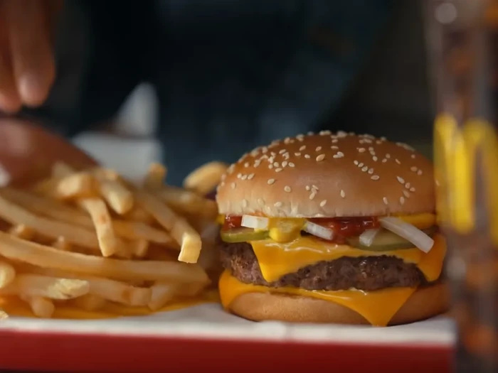 Gerai McDonald’s di Jepang Ini Tegas Melarang Anak Sekolah Makan di Tempat