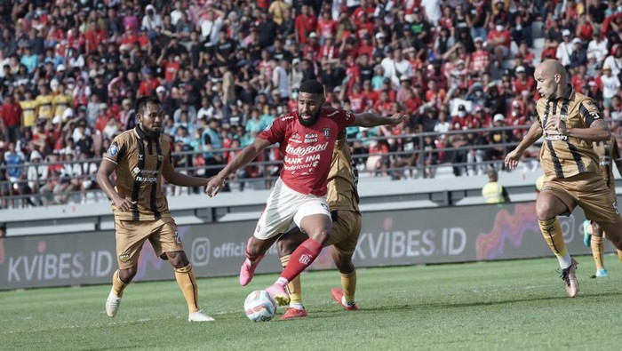 Laga Bali United vs Dewa United di Stadion Kapten I Wayan Dipta, Gianyar, Bali, Sabtu (29/7/2023). (Bali United Official)