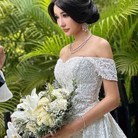 ALHAMDULILLAH atas anugerahmu Ya Allah … acara Lamaran ENGAGEMENT  kami dilancarkan dengan baik dan kami segenap calon suami istri mengucapkan banyak terima kasih kepada para Undangan Tamu yang bisa menghadiri acara Happy engagement kami and soon secepatnya Ratu Salomeh akan dihalalkan oleh Calon Suamiku Pangeran Berkuda Putih , tulisnya di Instagam. Foto: Instagram