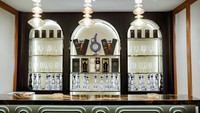 Berbagai fasilitas itu lah yang menjadikan Mr. James sebagai Private Dining termewah di Jakarta. Dari mulai Romantic Dinner, Private Party atau acara spesial lainnya yang ingin dikemas secara mewah dan eksklusif, Mr. James memang ingin membuat pecinta kuliner atau party goers punya momen luar biasa. Setiap tamu akan diberikan kemewahan, sejak datang dan disambut Red Carpet di pintu masuk, hingga Penthouse di lantai atas dengan Million Dollar View. Bagi Kalian yang penasaran dengan Private Dining termewah dan berkelas, datang saja ke Mr. James.