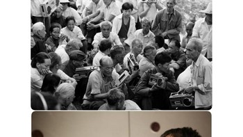 Pada 1988 masyarakat China merekam suara bernyanyi dengan sebuah radio. Dibandingkan dengan sekarang, sudah ada studio karaoke. (Foto: Reuters)  