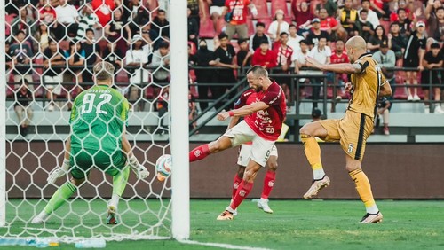 Pertandigan Bali United vs Dewa United pada Sabtu (29/7/2023) di Gianyar, Bali.