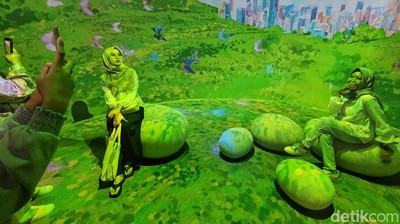 Ramai Pengunjung, Pameran Immersif Jadi Tempat Asyik Swafoto