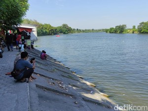 4 Remaja Tenggelam di Bengawan Solo Lamongan: 1 Selamat 3 Hilang
