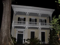 Manfaat Tak Terduga dari Rumah Hantu untuk Kesehatan Manusia