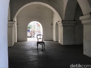 Ada 1 Kursi Tepat di Tengah Bangunan Panggung Krapyak, Apa Fungsinya?