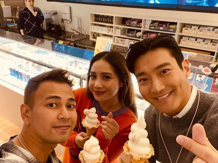 Momen Siwon Choi Saat Ngopi hingga Makan Es Krim Bareng Raffi Ahmad