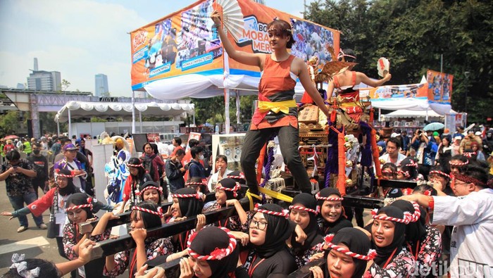 Tumpah Ruah Arak-arakan Mikoshi di Istora Senayan