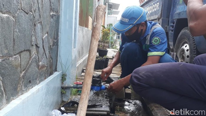 Warga Kota Pasuruan keluhkan layanan PDAM